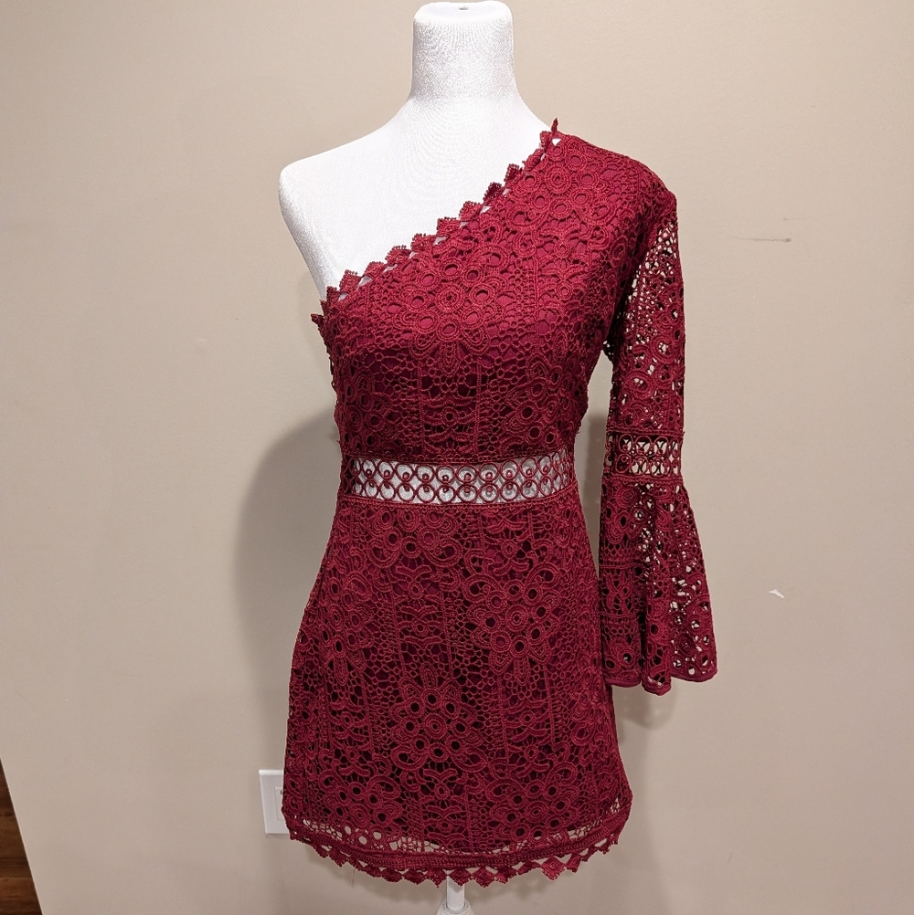 One-Shoulder Lace Dress